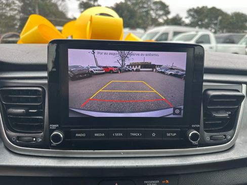 Used 2021 Kia Rio S image 23