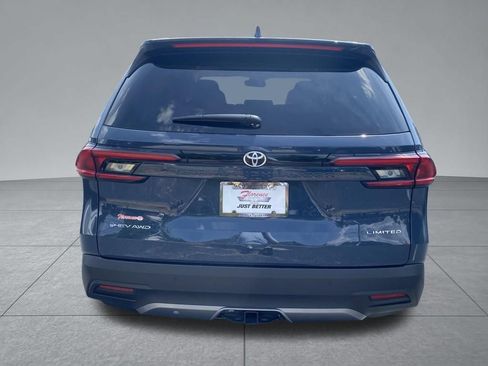 Used 2025 Toyota Grand Highlander AWD Hybrid image 14