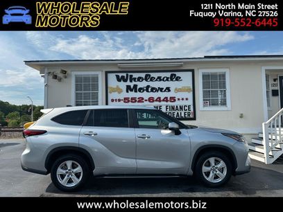 Used 2023 Toyota Highlander LE
