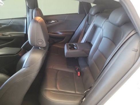 Used 2023 Chevrolet Malibu LT FWD image 18