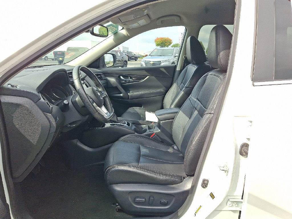 Used 2019 Nissan Rogue SL AWD/4WD image 14
