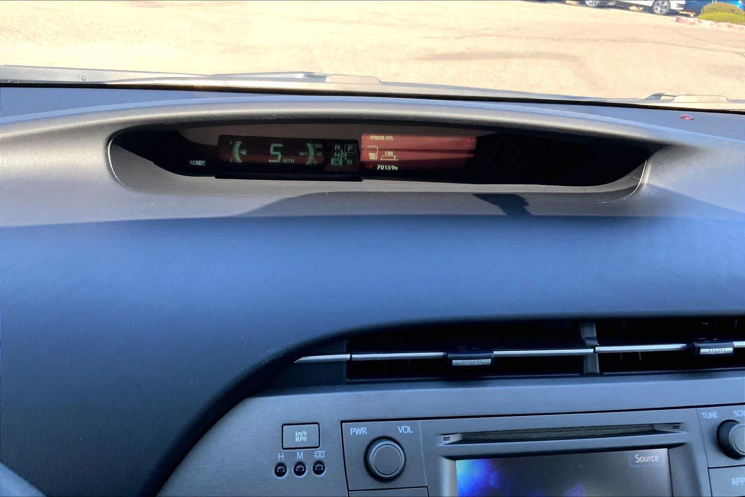 Used 2014 Toyota Prius Three FWD image 25
