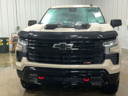 Used 2023 Chevrolet Silverado 1500 LT Trail Boss image 2