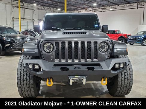 Used 2021 Jeep Gladiator Mojave AWD/4WD image 2