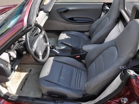 Used 1997 Porsche Boxster RWD image 27