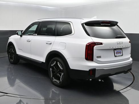 Used 2024 Kia Telluride S w/ S Sunroof Package AWD/4WD image 5