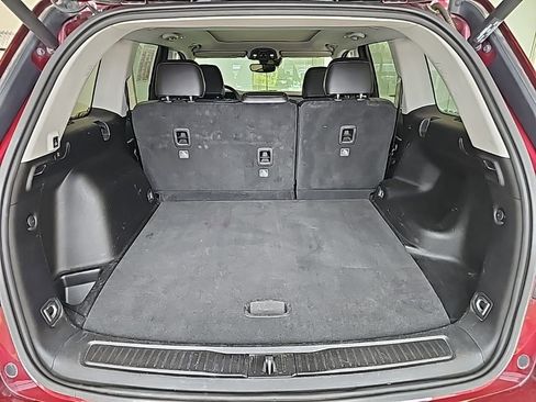 Used 2024 Jeep Grand Cherokee Limited image 33