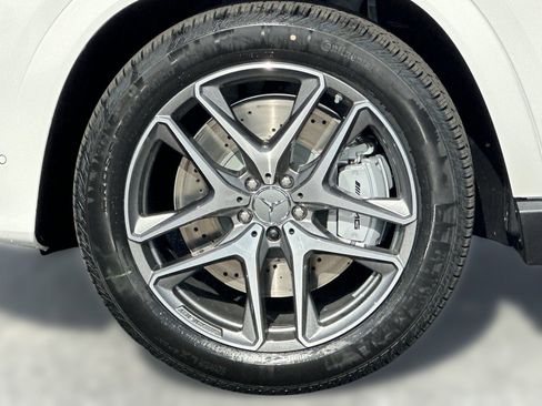 New 2026 Mercedes-Benz GLE 53 AMG 4MATIC Coupe image 12