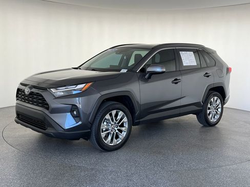 Used 2025 Toyota RAV4 XLE Premium w/ Weather Package FWD image 9