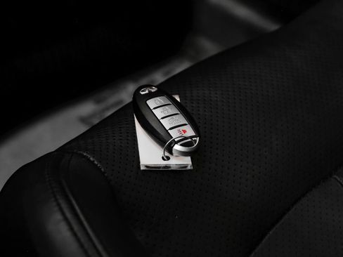 Used 2012 INFINITI G37 Journey w/ Premium Pkg image 67