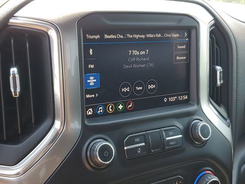 Used 2019 Chevrolet Silverado 1500 LT w/ All-Star Edition AWD/4WD image 23