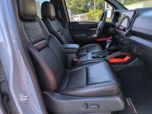 Used 2025 Nissan Frontier PRO-4X w/ Pro Premium Package AWD/4WD image 35