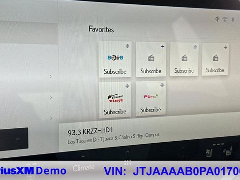 Used 2023 Lexus RZ 450e Premium image 35