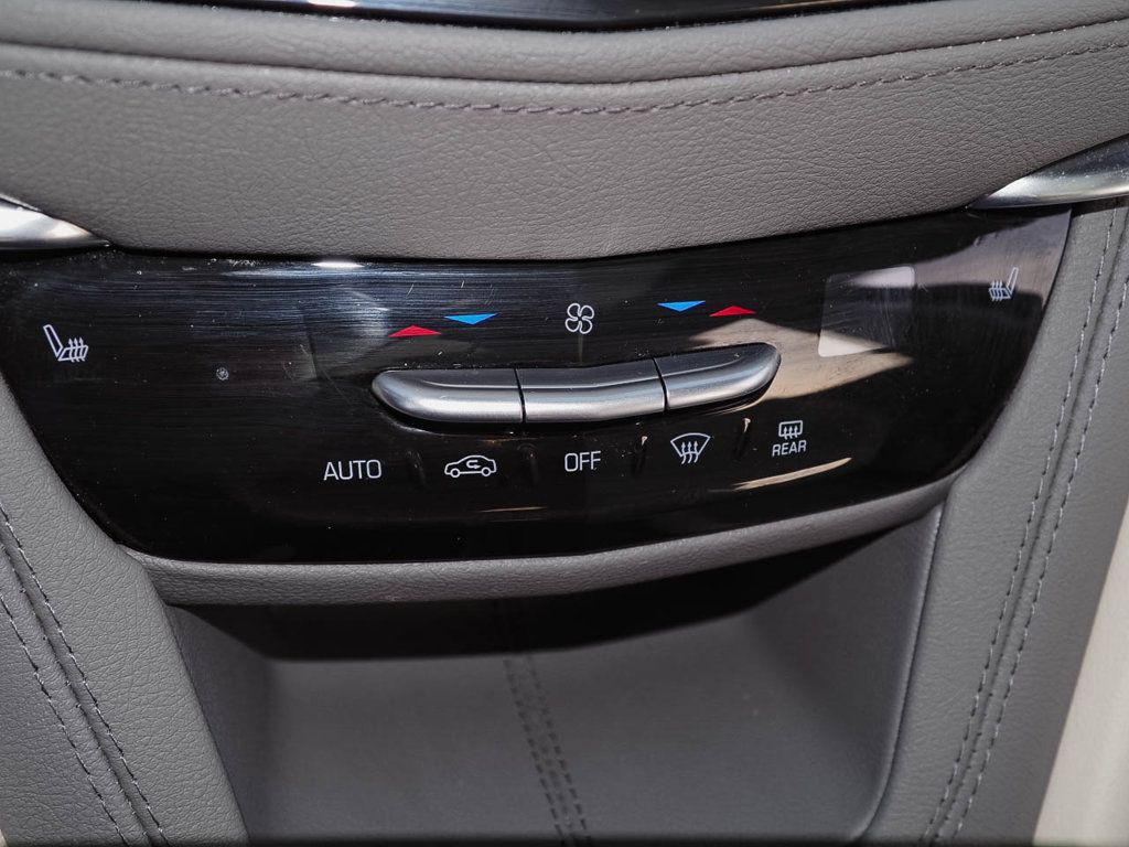 Certified 2025 Cadillac XT5 Premium Luxury FWD image 16