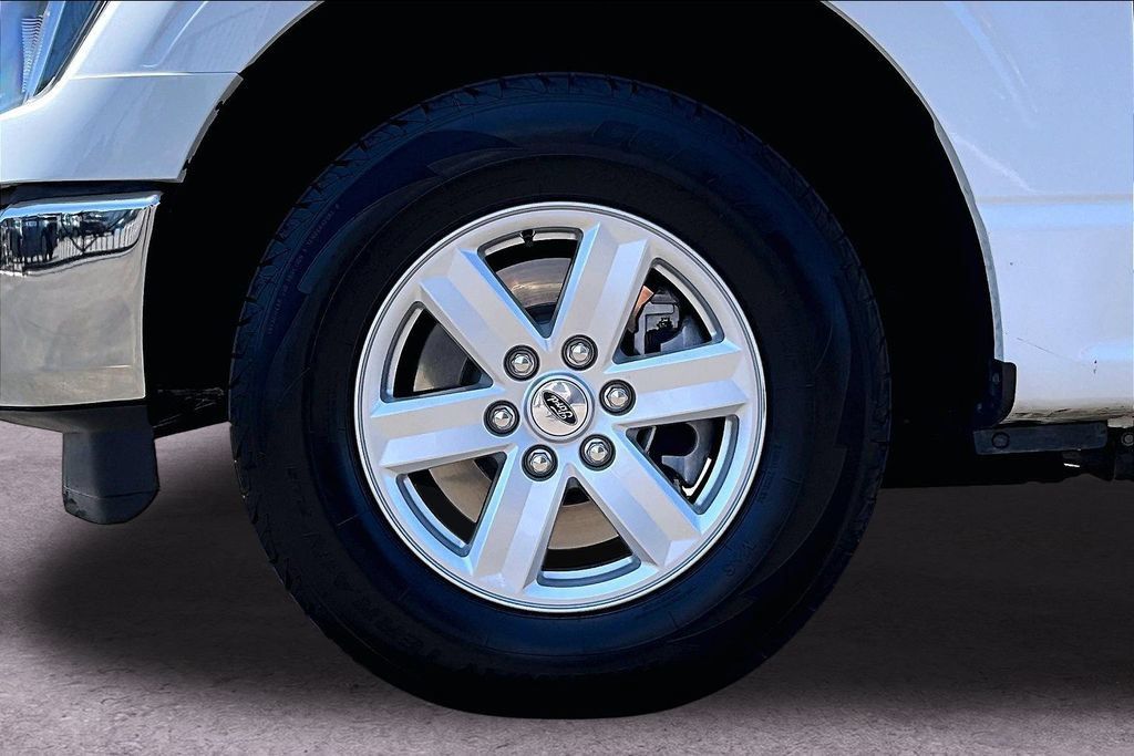 Used 2023 Ford F150 XLT RWD image 30