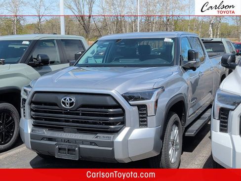 Used 2023 Toyota Tundra SR5 w/ SR5 Premium Package AWD/4WD image 1