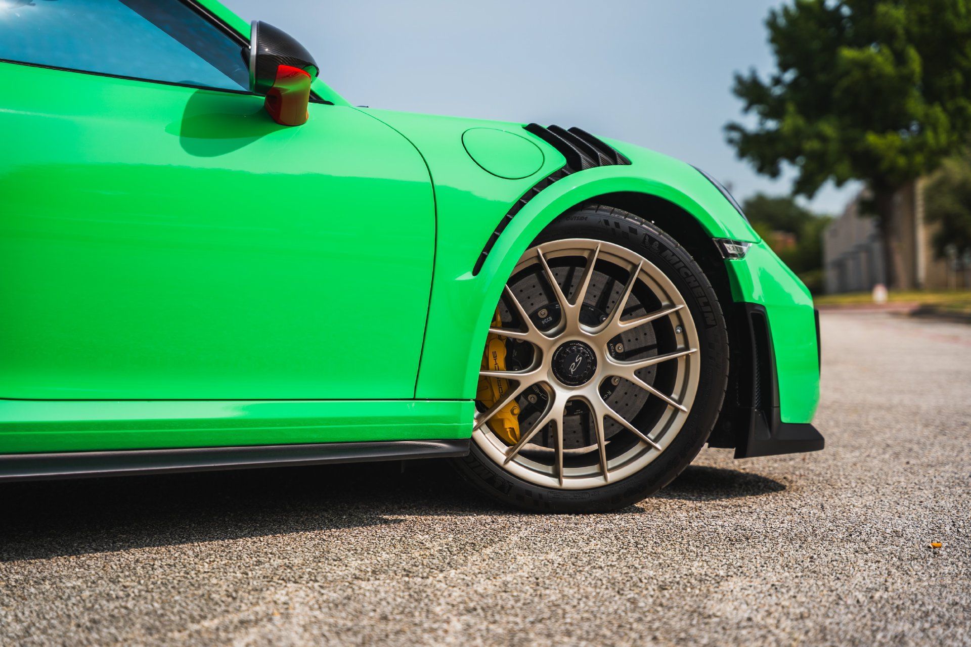 Used 2018 Porsche 911 GT2 RS RWD image 19