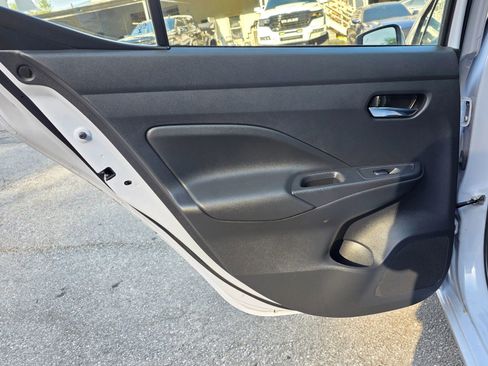 Used 2025 Nissan Versa SV w/ Trunk Package image 24