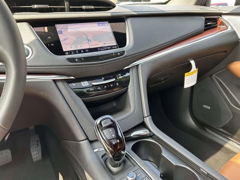 New 2026 Cadillac XT5 Premium Luxury FWD image 26