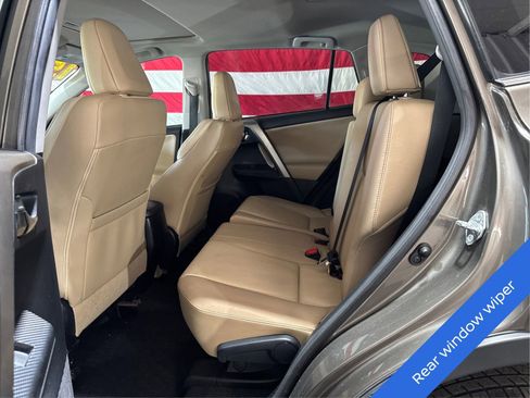 Used 2015 Toyota RAV4 Limited AWD/4WD image 10