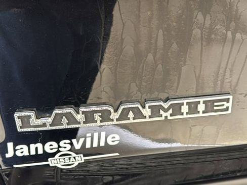 Used 2022 RAM 1500 Laramie w/ Sport Appearance Package AWD/4WD image 38