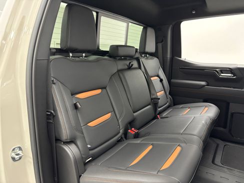 New 2026 GMC Sierra 1500 AT4 w/ AT4 Premium Package AWD/4WD image 41