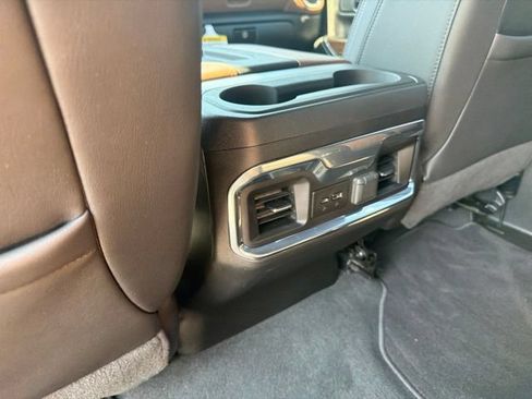 Used 2022 Chevrolet Silverado 2500 High Country w/ Z71 Off-Road Package AWD/4WD image 12