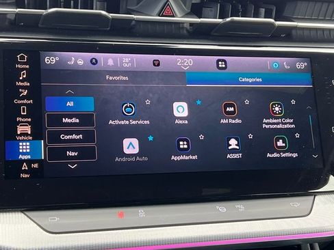 Used 2024 Jeep Wagoneer Launch Edition image 26