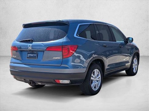 Used 2016 Honda Pilot LX image 5