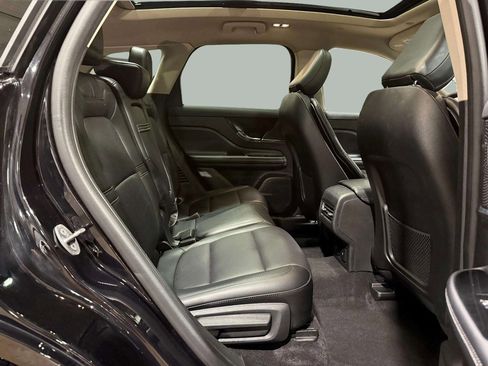 Certified 2024 Lincoln Corsair AWD w/ Equipment Group 101A image 24