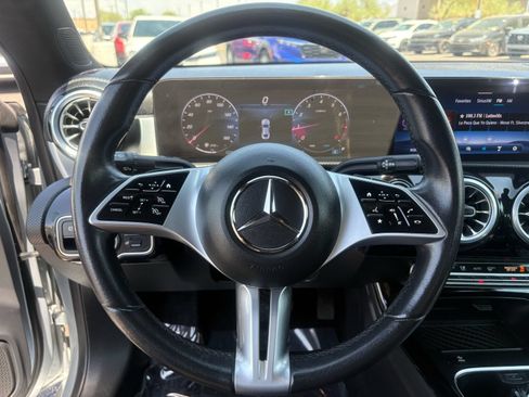 Used 2025 Mercedes-Benz CLA 250 4MATIC image 19