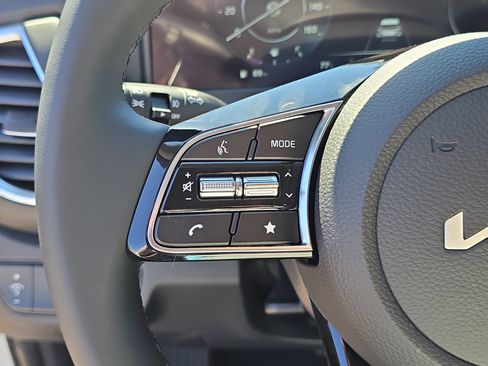 New 2026 Kia Seltos EX image 29