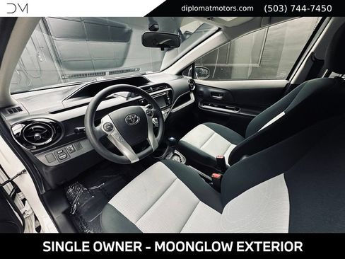 Used 2015 Toyota Prius C Two FWD image 16