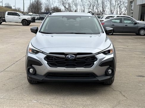 Used 2024 Subaru Crosstrek 2.0i Premium image 12