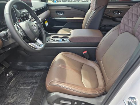 New 2026 Honda Pilot Elite image 8
