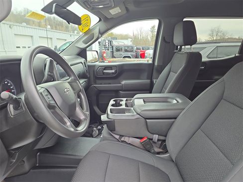 Used 2021 Chevrolet Silverado 1500 Custom Trail Boss w/ LPO, Dark Essentials Package image 11