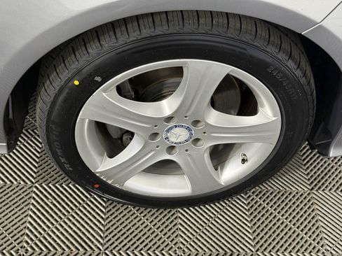 Used 2014 Mercedes-Benz E 350 Luxury image 12