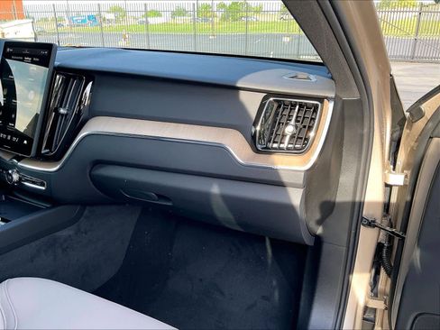 New 2026 Volvo XC60 T8 Plus w/ Protection Package Premier image 28