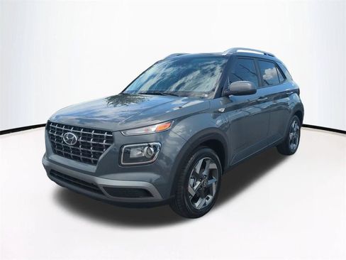 New 2026 Hyundai Venue SEL FWD image 9