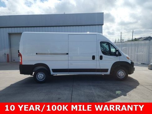 New 2026 RAM ProMaster 2500 w/ Convenience Group image 2