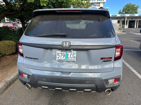 Used 2023 Honda Passport TrailSport image 5