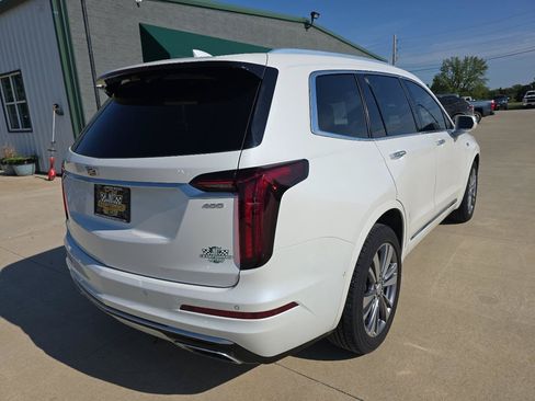 Used 2020 Cadillac XT6 Premium Luxury w/ Platinum Package AWD/4WD image 10