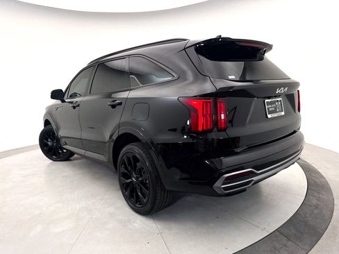 Certified 2023 Kia Sorento SX image 2