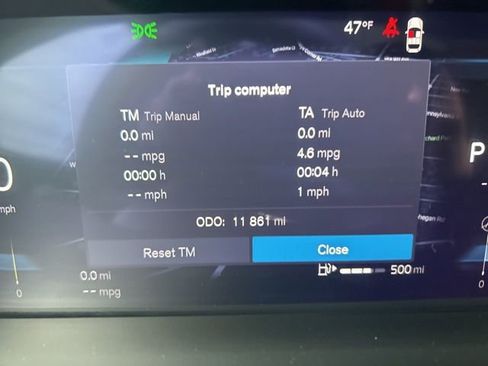 Used 2025 Volvo V60 B5 Cross Country Plus image 21