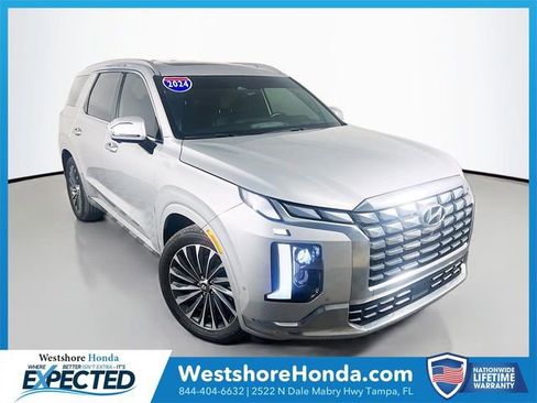Used 2024 Hyundai Palisade Calligraphy FWD image 1
