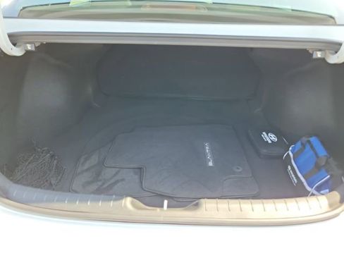 Used 2025 Hyundai Elantra Sport FWD image 26