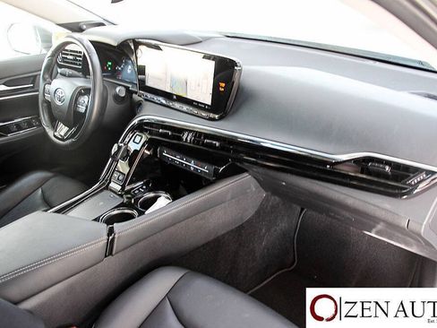 Used 2022 Toyota Mirai w/ Advanced Technology Package RWD image 24