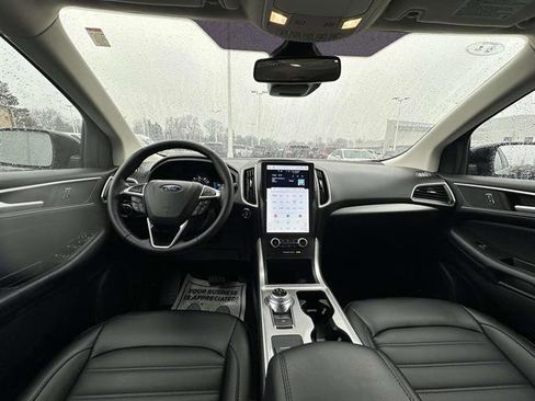 Used 2024 Ford Edge SEL w/ Convenience Package image 13