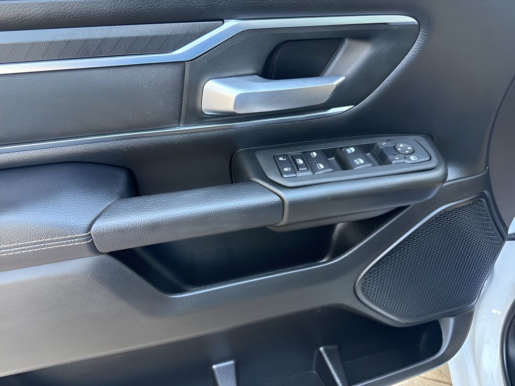 Used 2025 RAM 1500 Big Horn AWD/4WD image 14