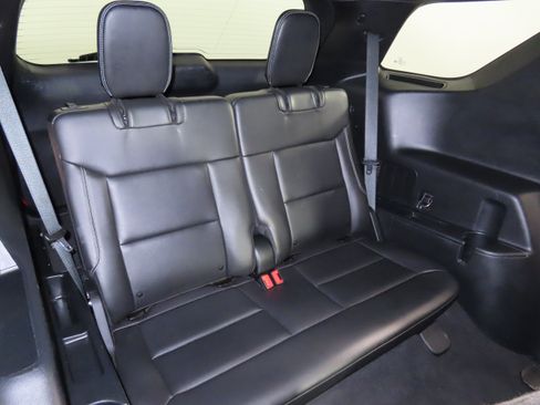 Used 2023 Ford Explorer ST image 36